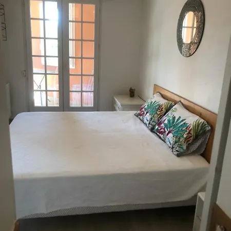 Belle Au Centre De Tropez Avec Piscine Et Garage Apartament Saint-Tropez