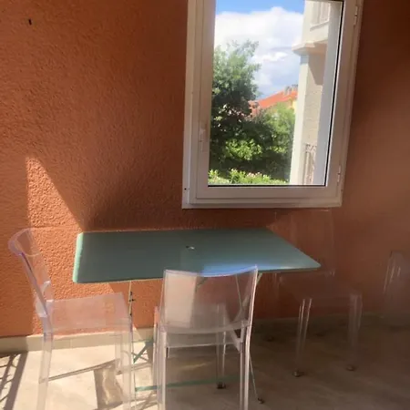 Belle Au Centre De Tropez Avec Piscine Et Garage